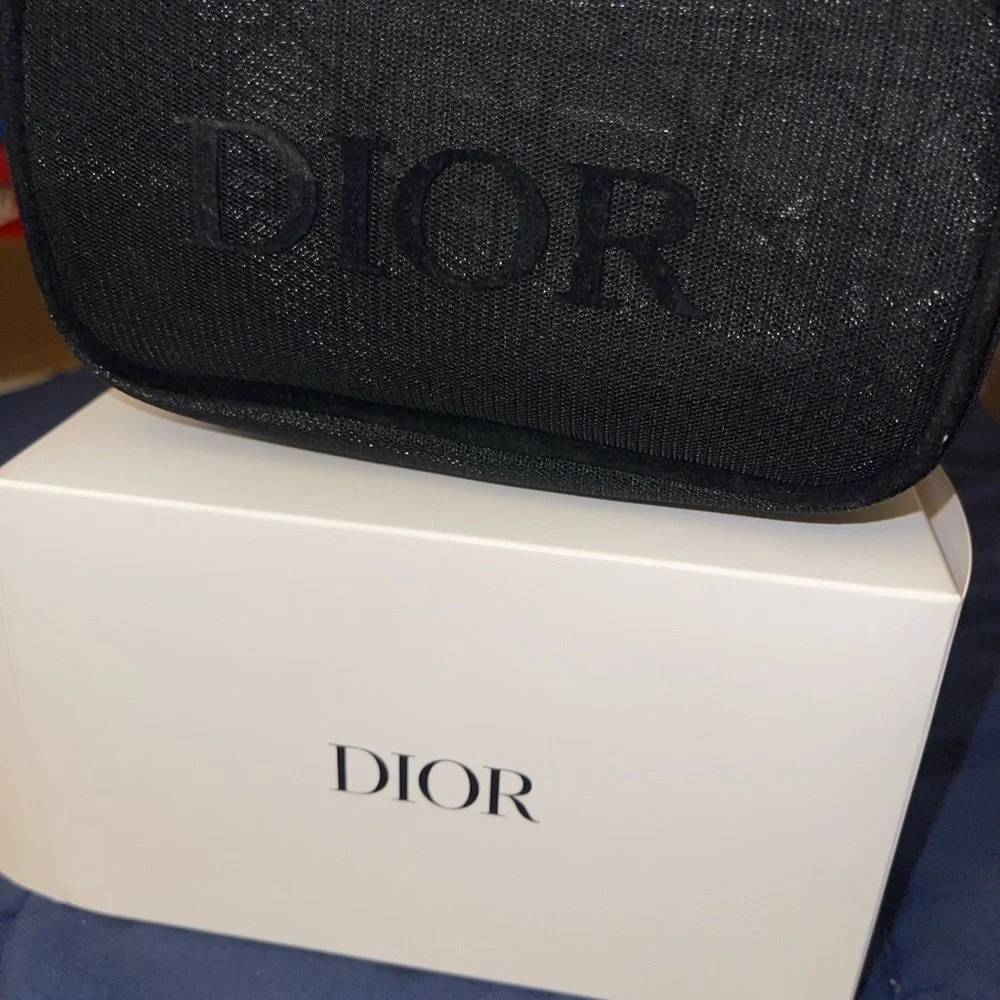 Dior chic makeup